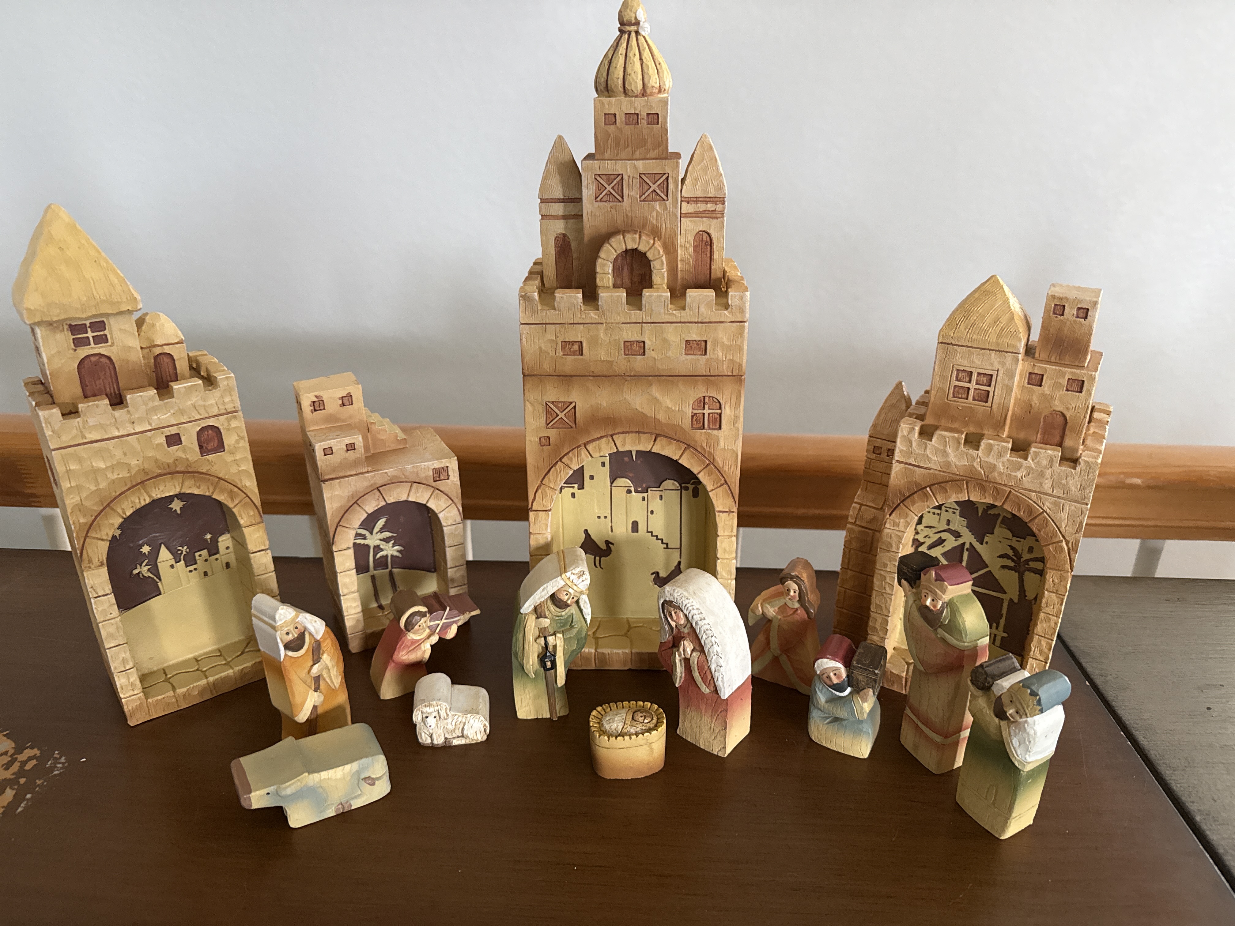 15 piece village set