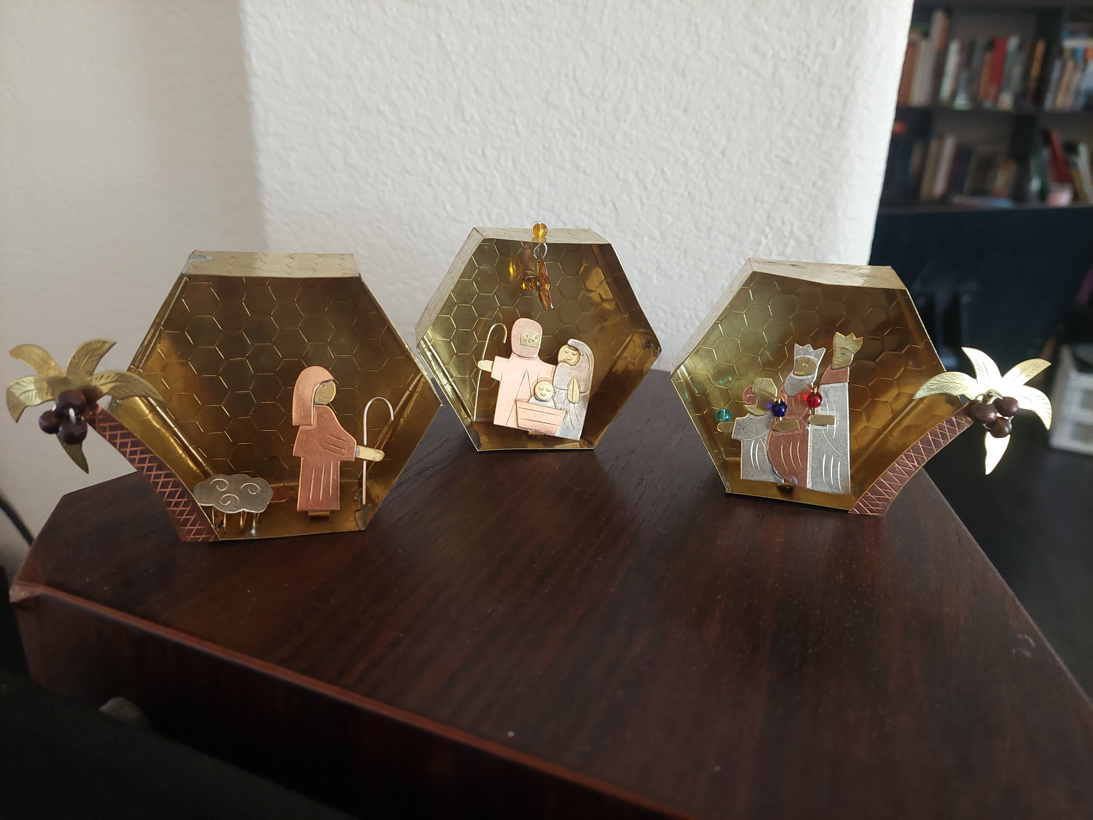 Nativity in Gold Beehive